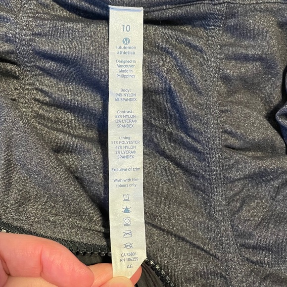 Lululemon Dance Studio Reversible Jacket in Black/Gray - Picture 3 of 3